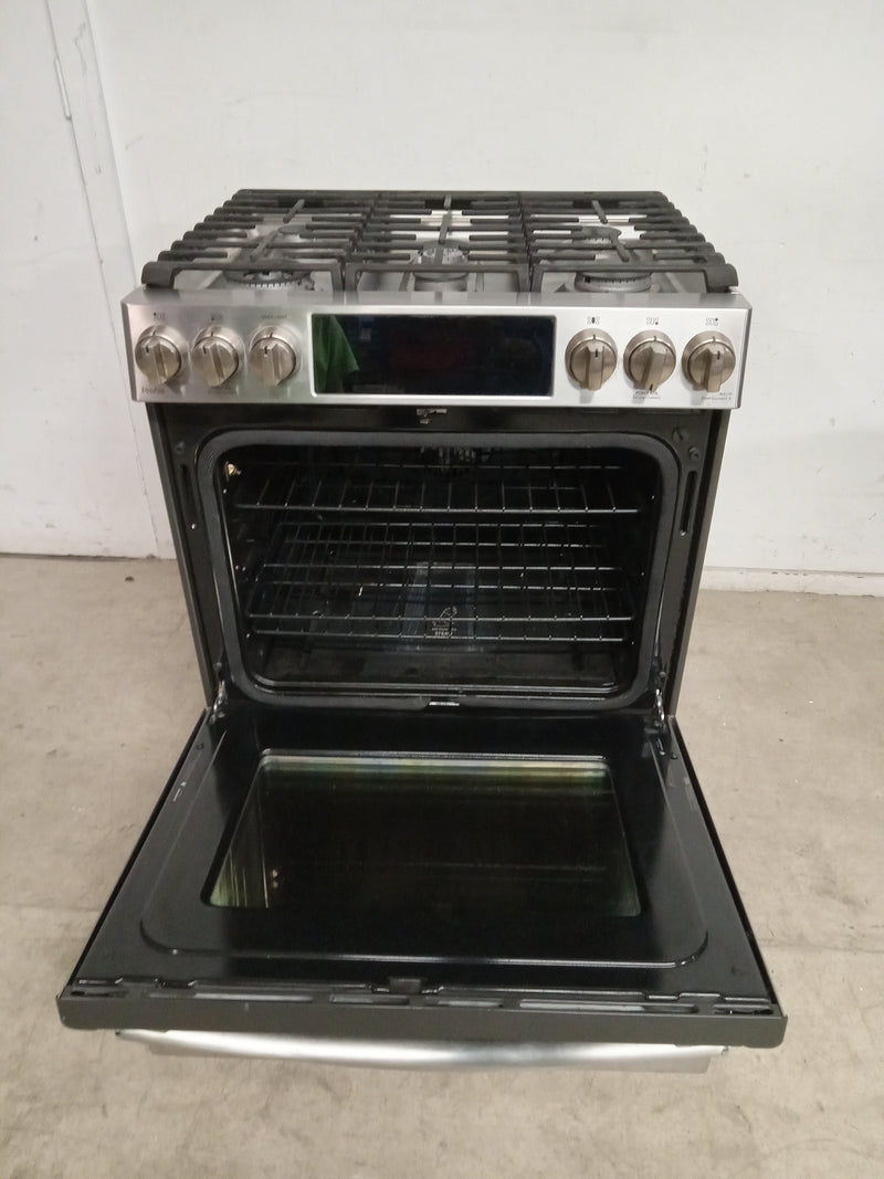29.5"W General Electric Gas Stove