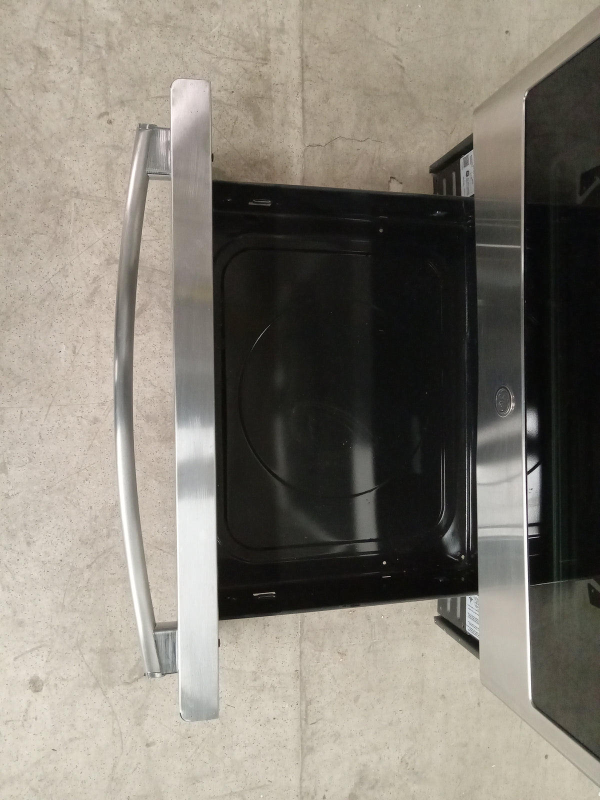 29.5"W General Electric Gas Stove