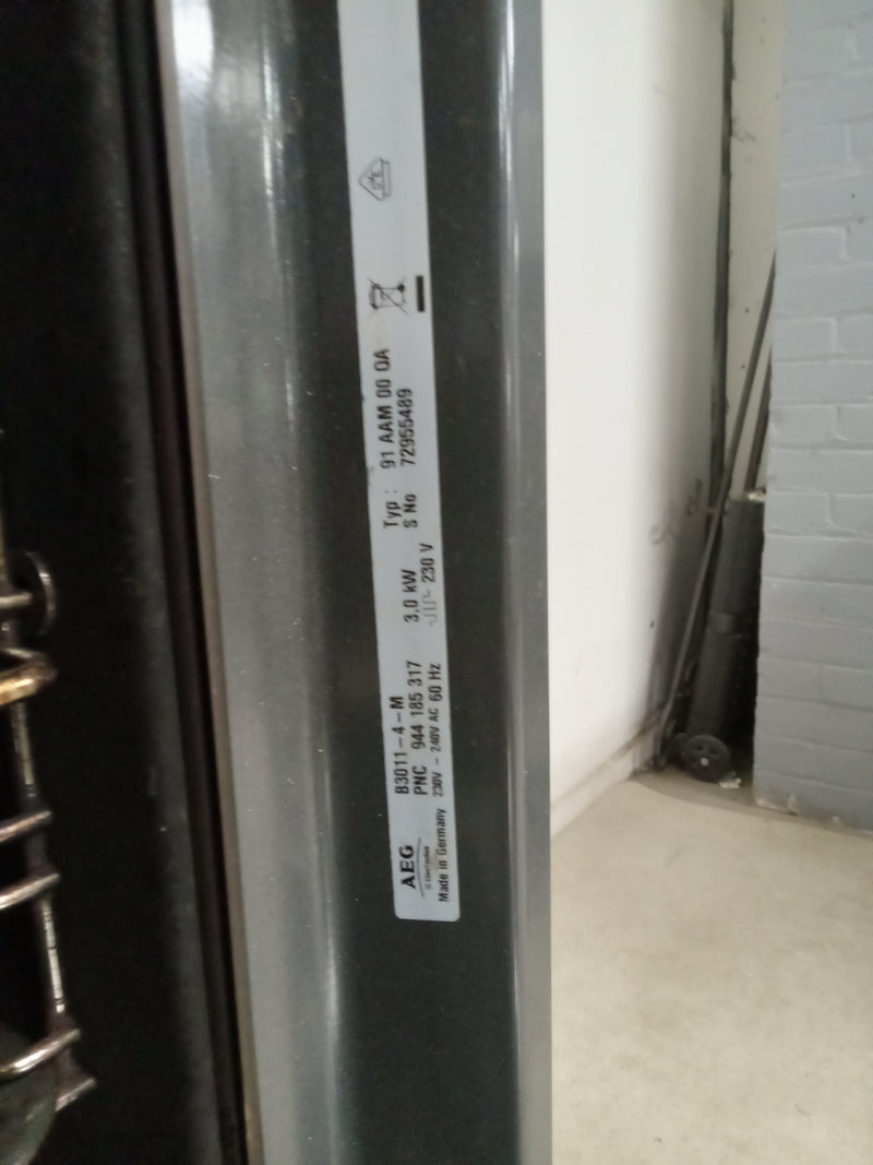 23.5"W AEG Built in Single Oven