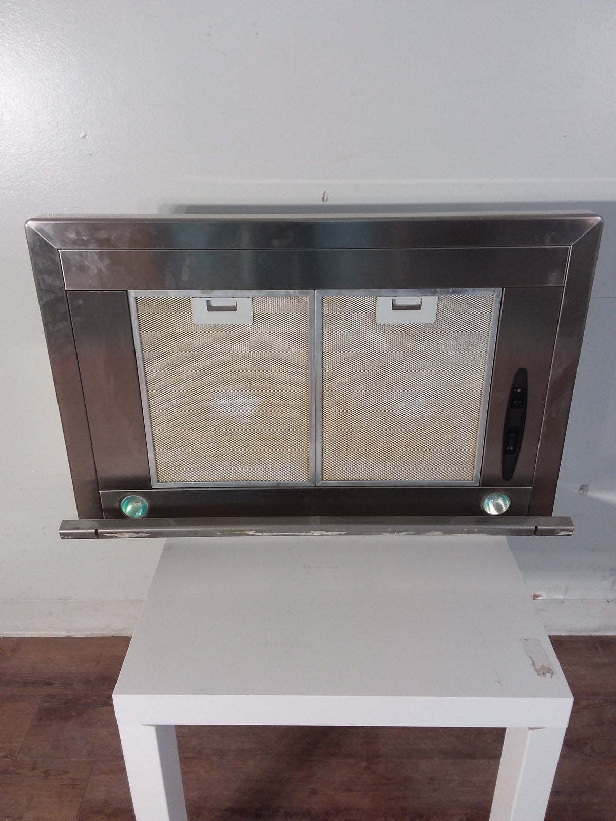Pyramid Zephyr Stainless Steel Range Hood