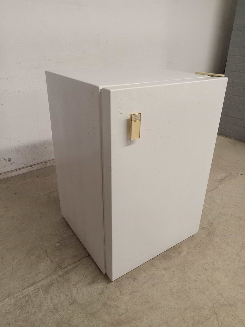 22"W White Kenmore Freezer