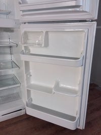 White Refrigerator/Freezer