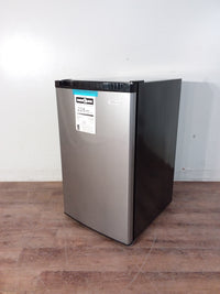 Vissani 4.4 Cu. Ft. Fridge
