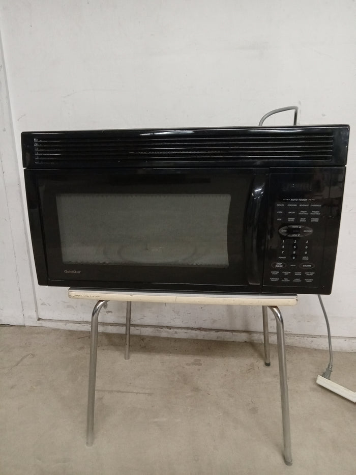 30"W LG Goldstar Over the Counter Microwave Oven