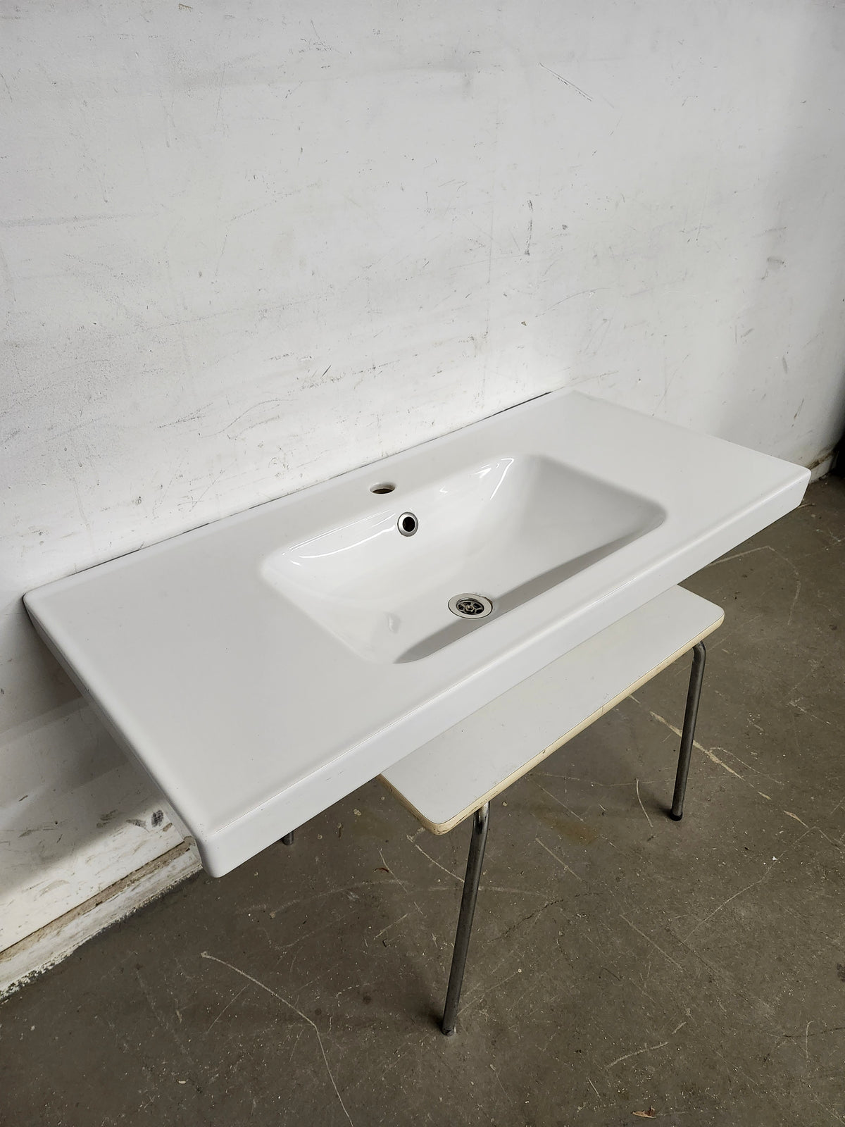 Solid Surface Vanity Top - Resin Streamline K-1801