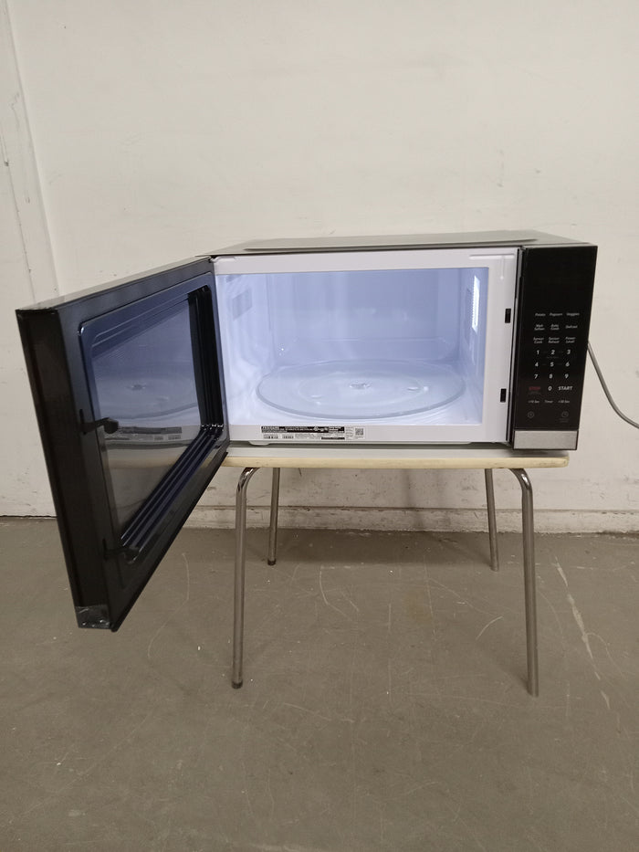24"W Frigidaire Gallery Built In Microwave