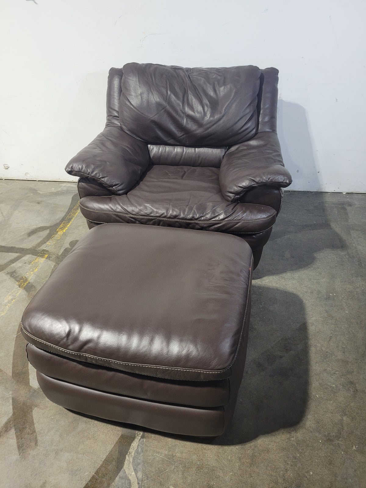 Deep Brown Leather Arm Chair Natuzzi