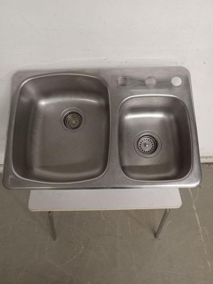27.5"W Double Stainless Steel Kitchen Sink