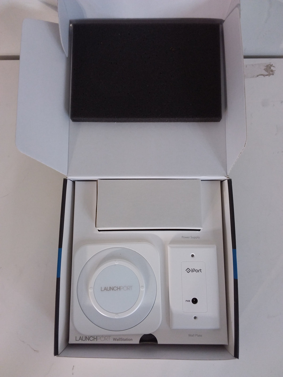 iPort LaunchPort & Charger