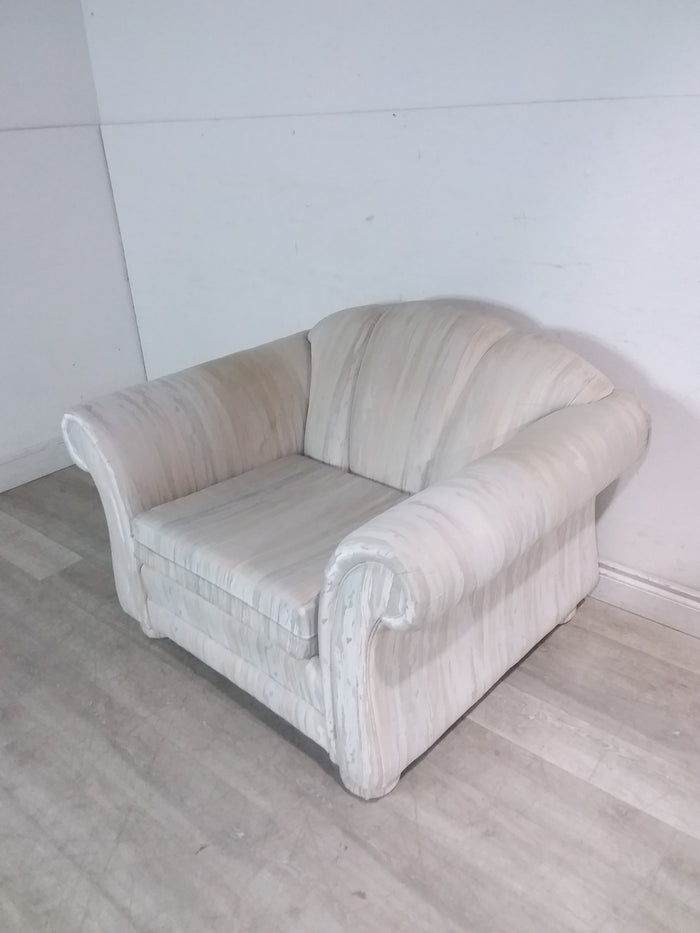 44" bright White Sofa