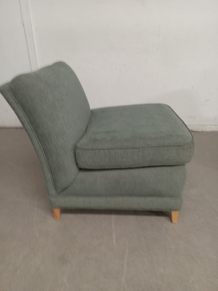 28"W Emerald Green Armless Chair