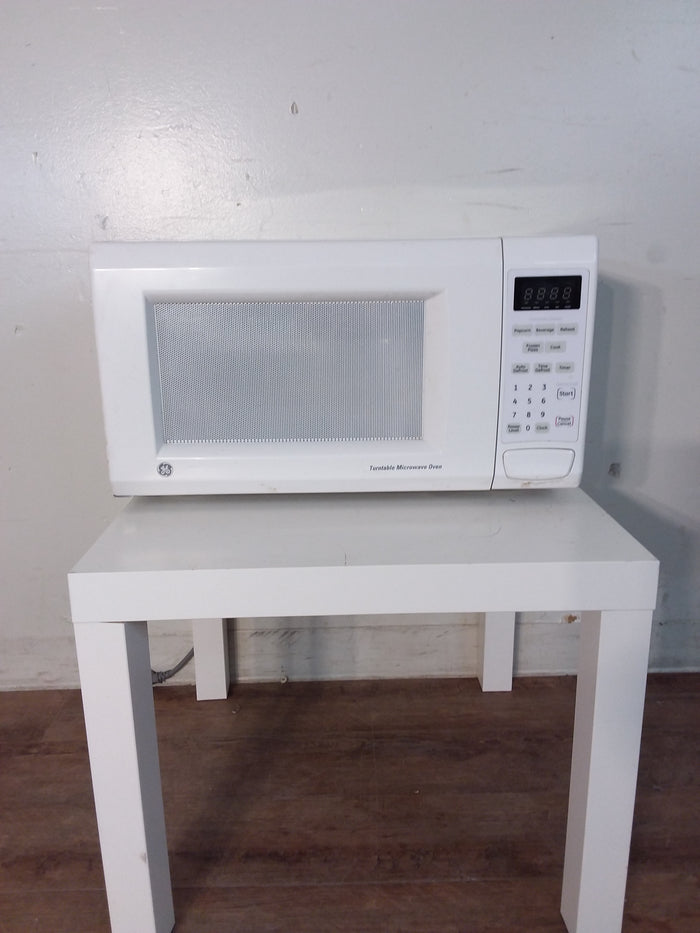 GE 1100 Watt Microwave