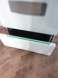 White Frigidaire Stove