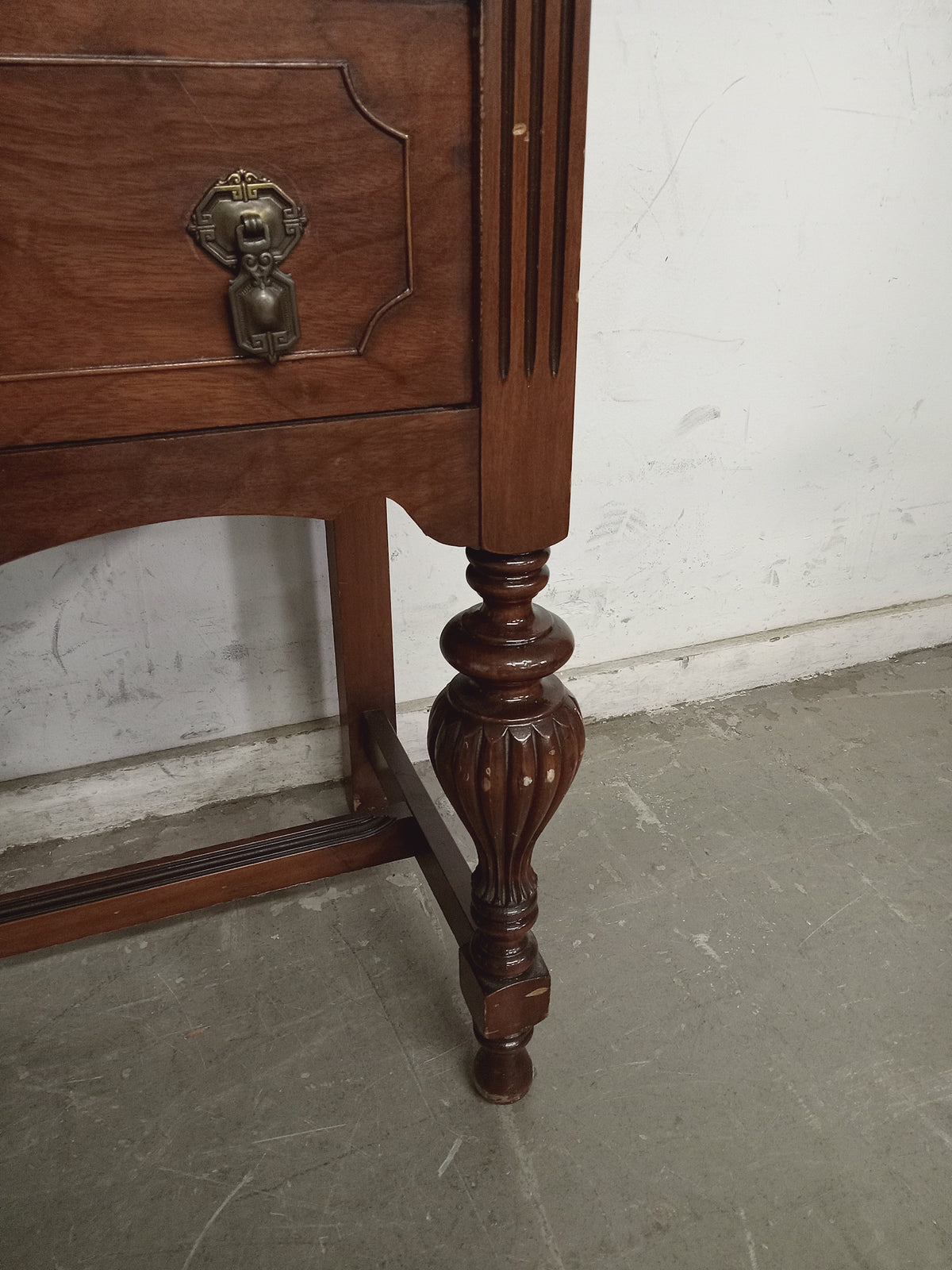 J.L. WITZ FURN CORP Antique Walnut China Cabinet