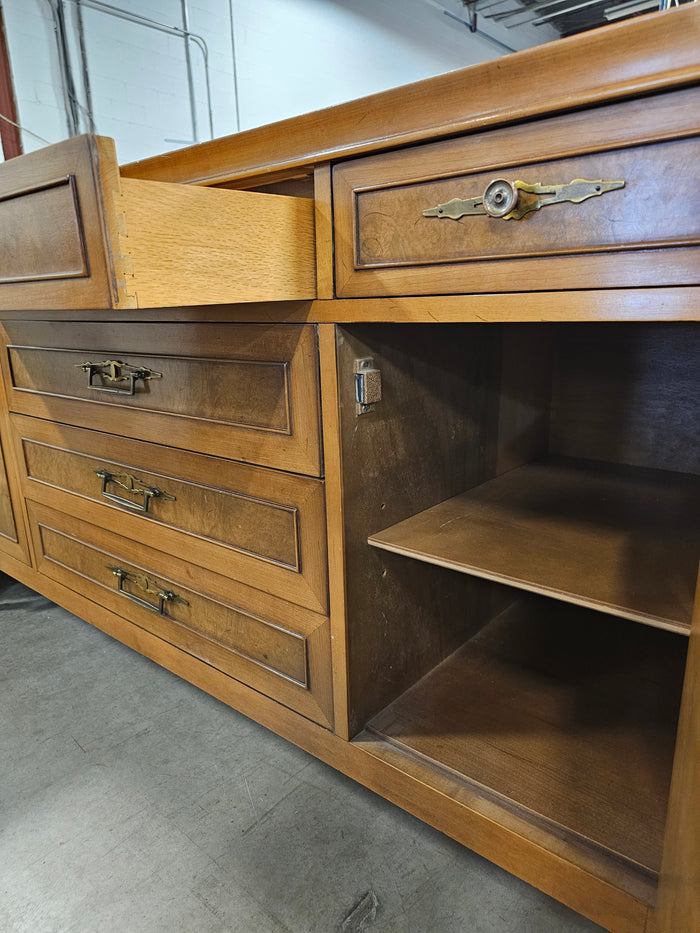 6 - Drawer Dresser