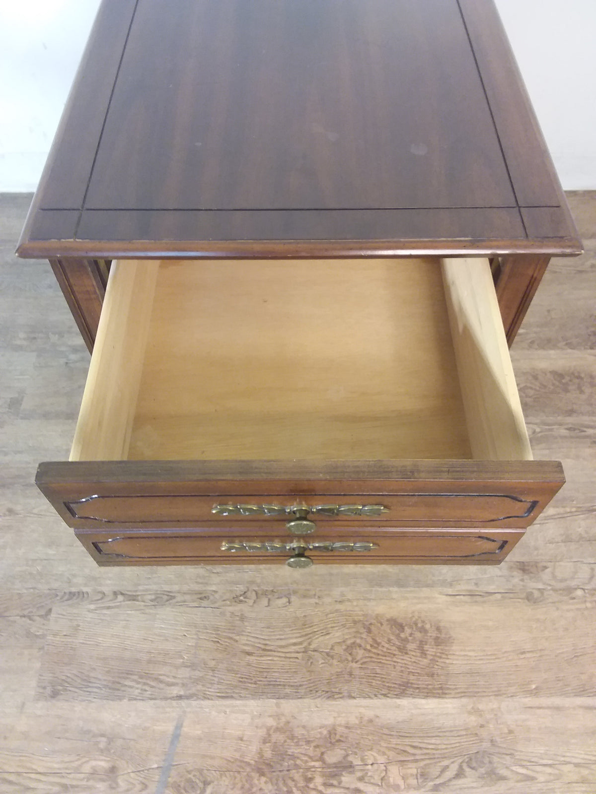 Brown Single Drawer Nightstand