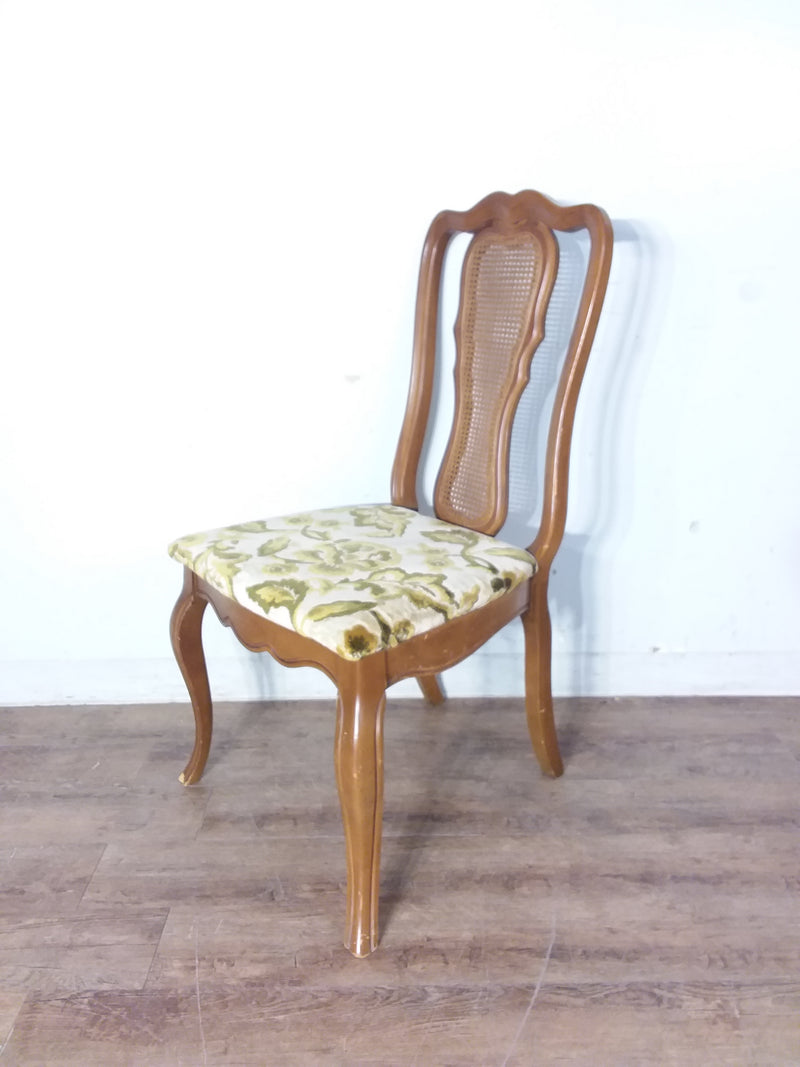 Maple Colored Dining Table & 4 Chairs