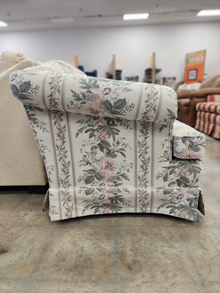 Vintage Floral Loveseat