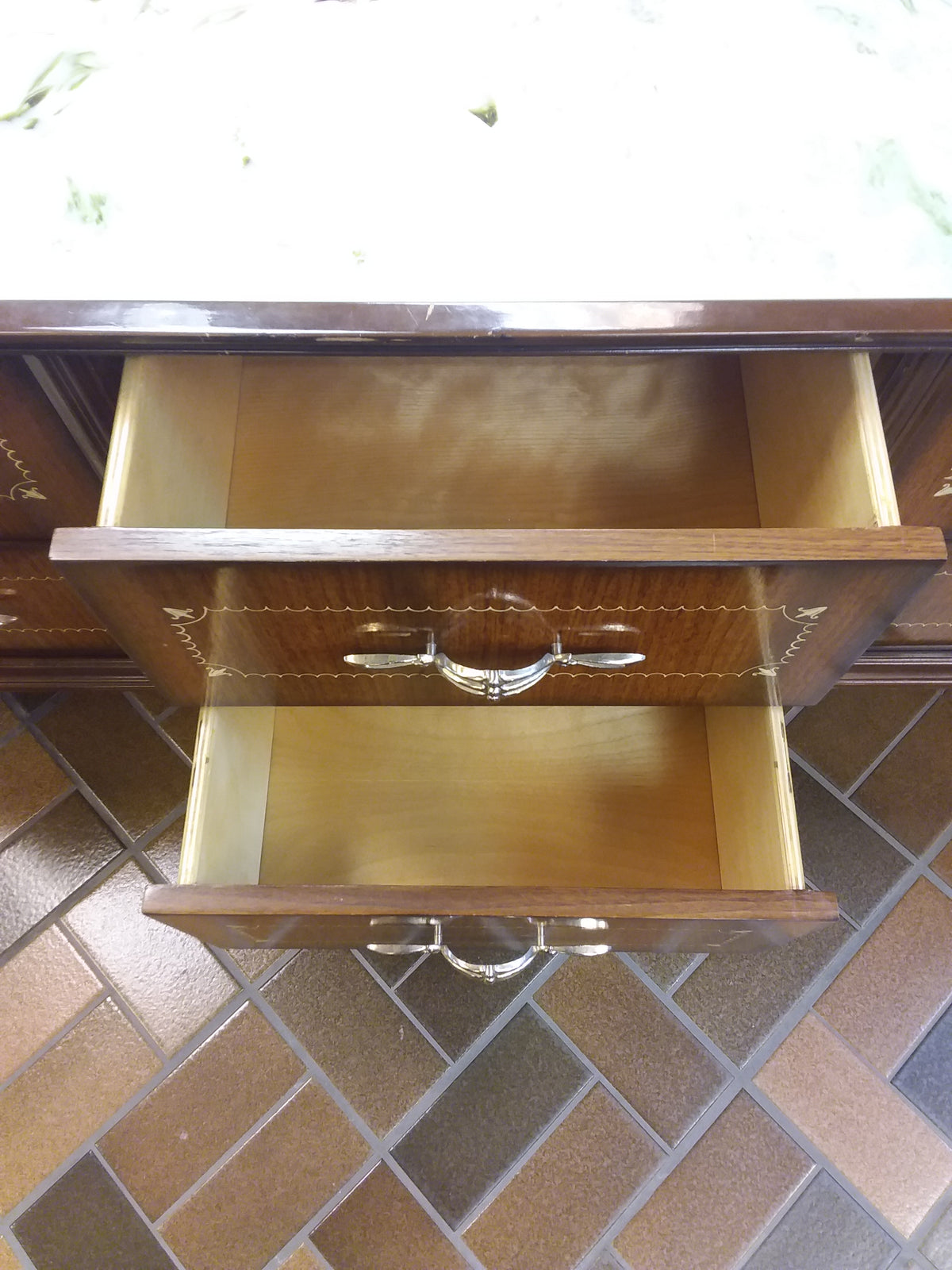 Multi-Colour Glass Top 6 Drawer Dresser