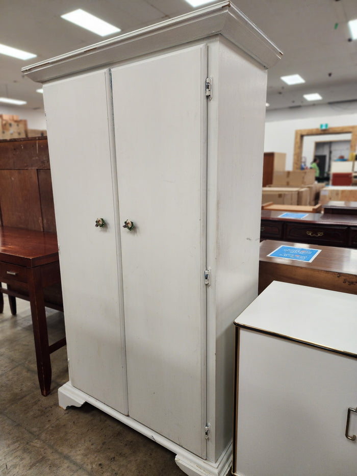 Vintage White 2 Door Wardrobe