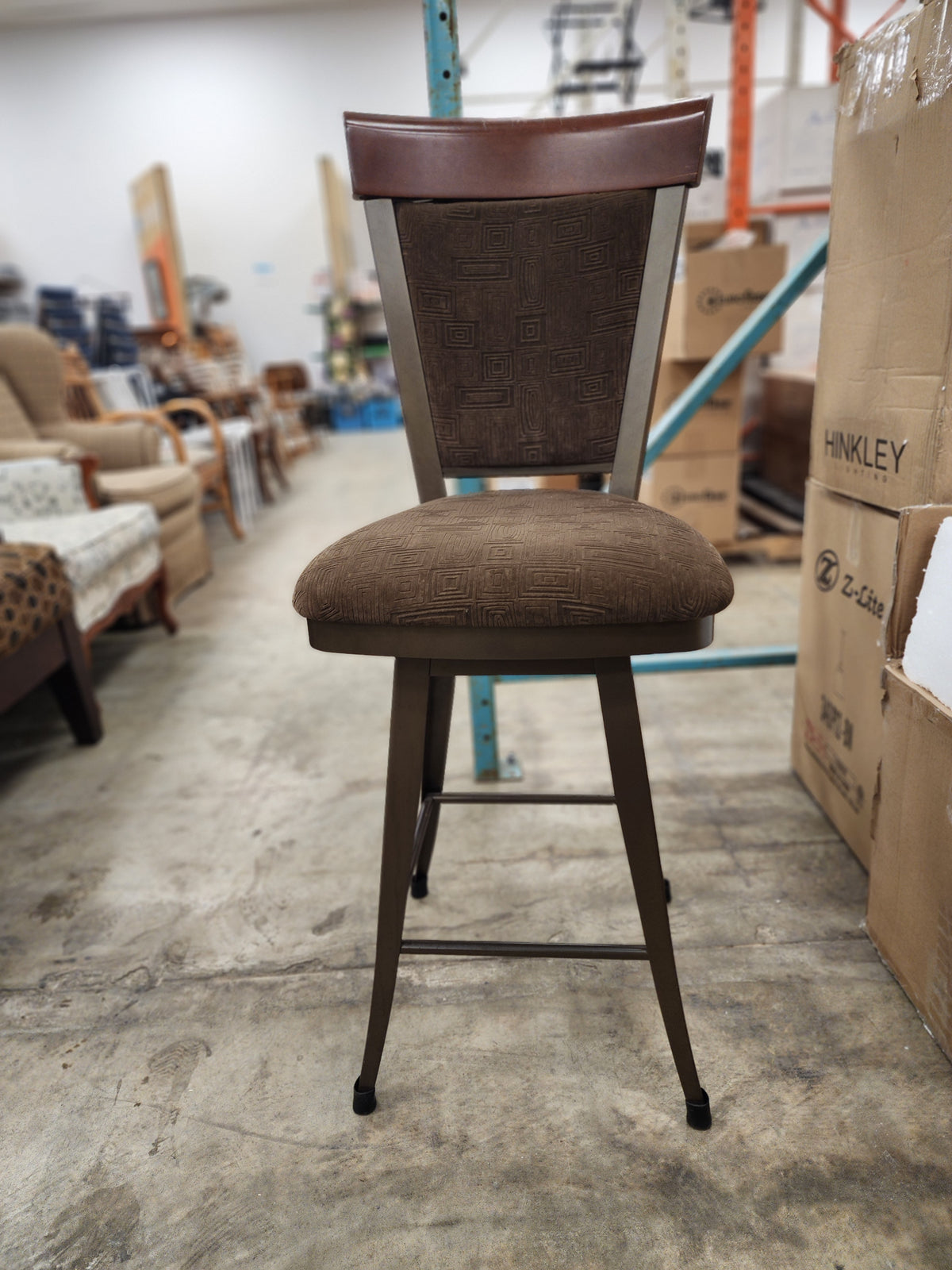 Eleanor Swivel Barstool