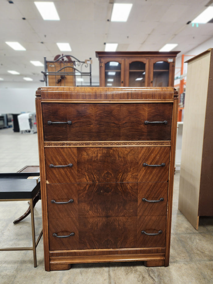 Vintage Style 4 Drawer Dresser