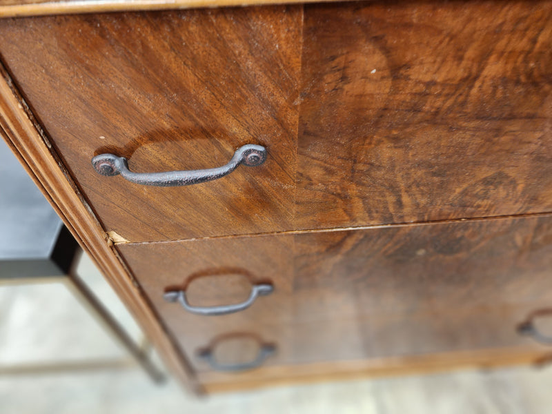 Vintage Style 4 Drawer Dresser