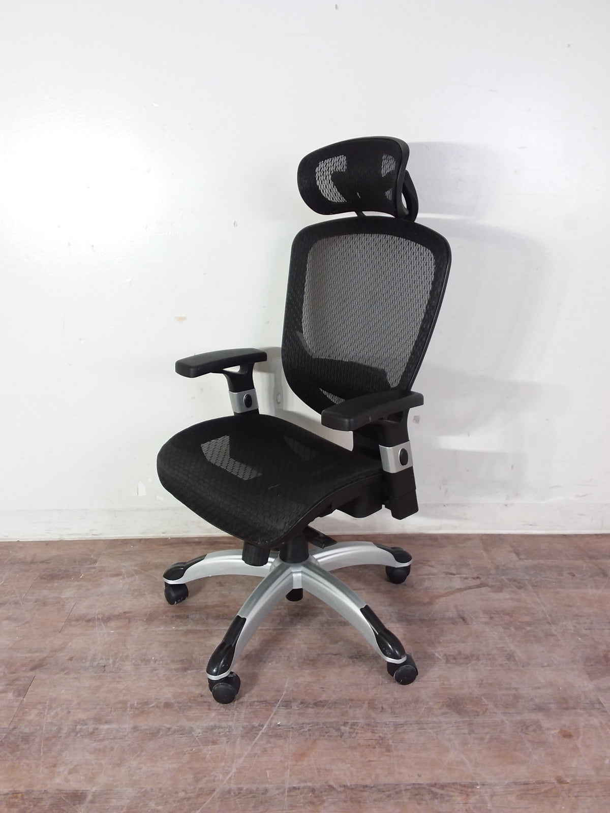 Ergonomic Office Chair