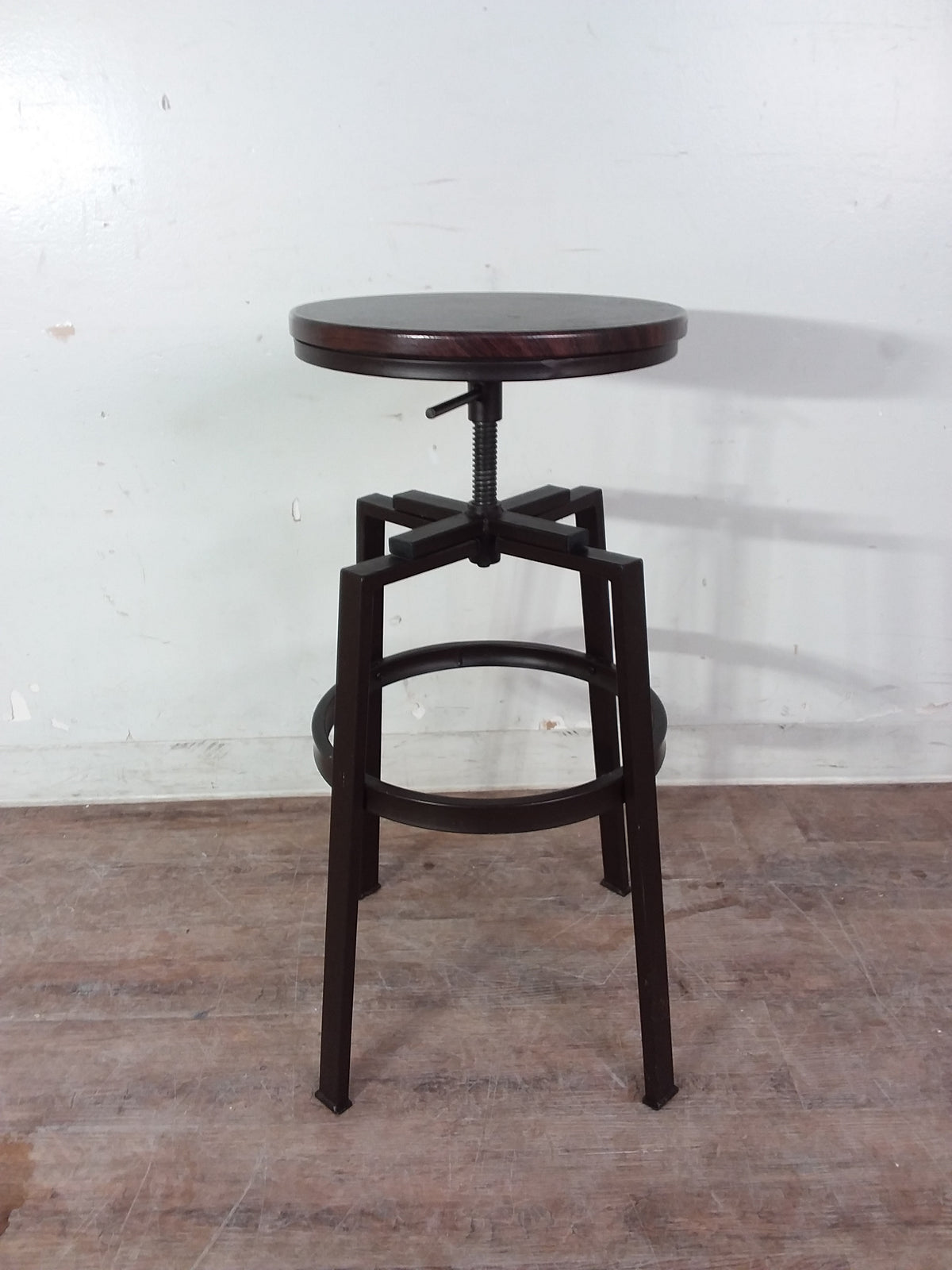 Adjustable Height Stool