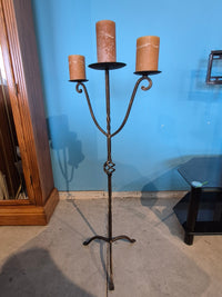 3-Candle Stand w/Candles