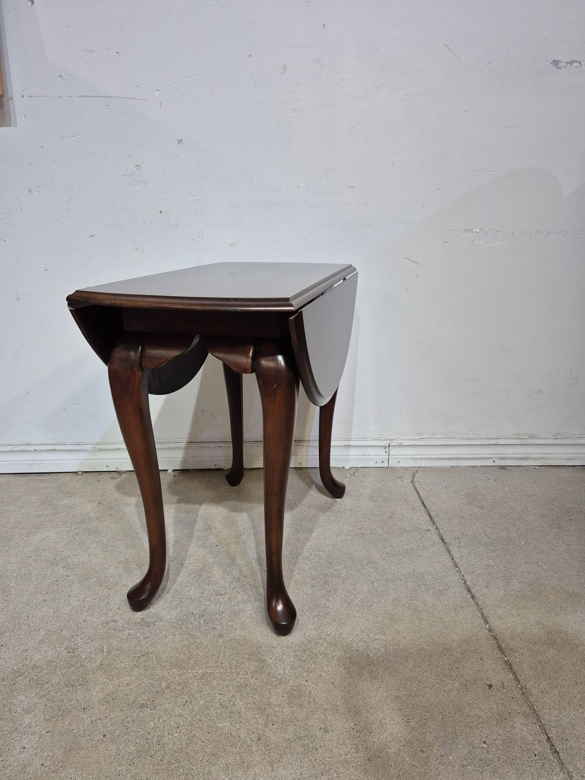 Drop Leaf Side Table