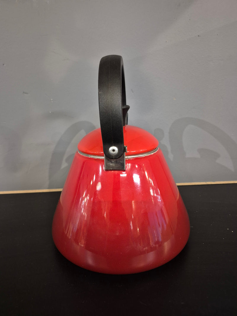 Le Creuset Kone Tea Kettle for Stove Top - Red (Cerise)