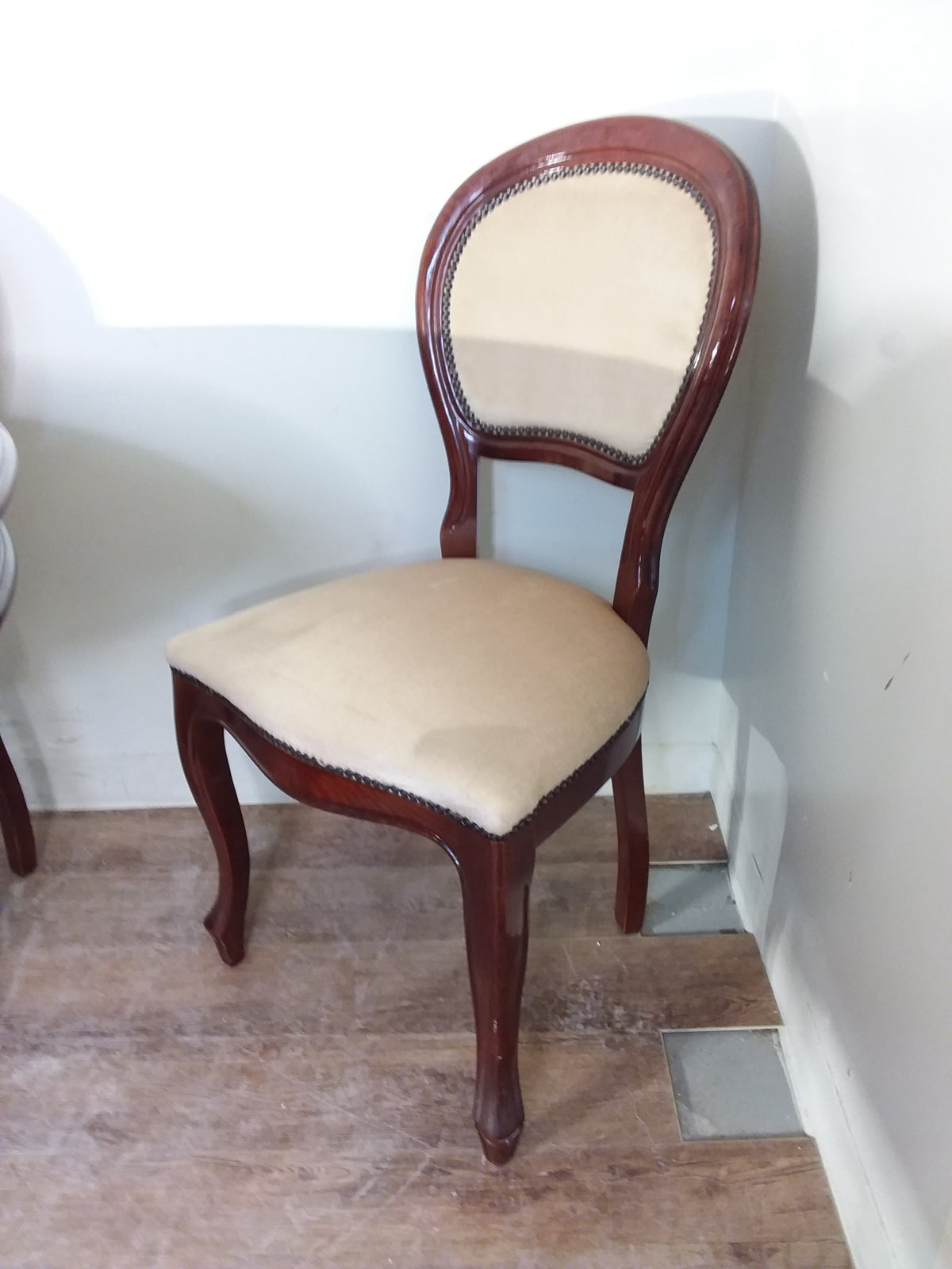 Red-Brown Dining Table & Six Chairs