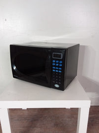 Black 800 Watt Microwave