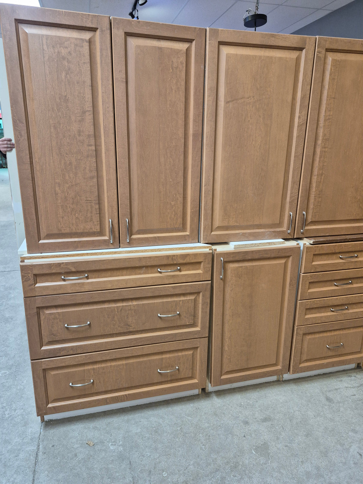 Medium Brown Maple Kitchen with Pantry