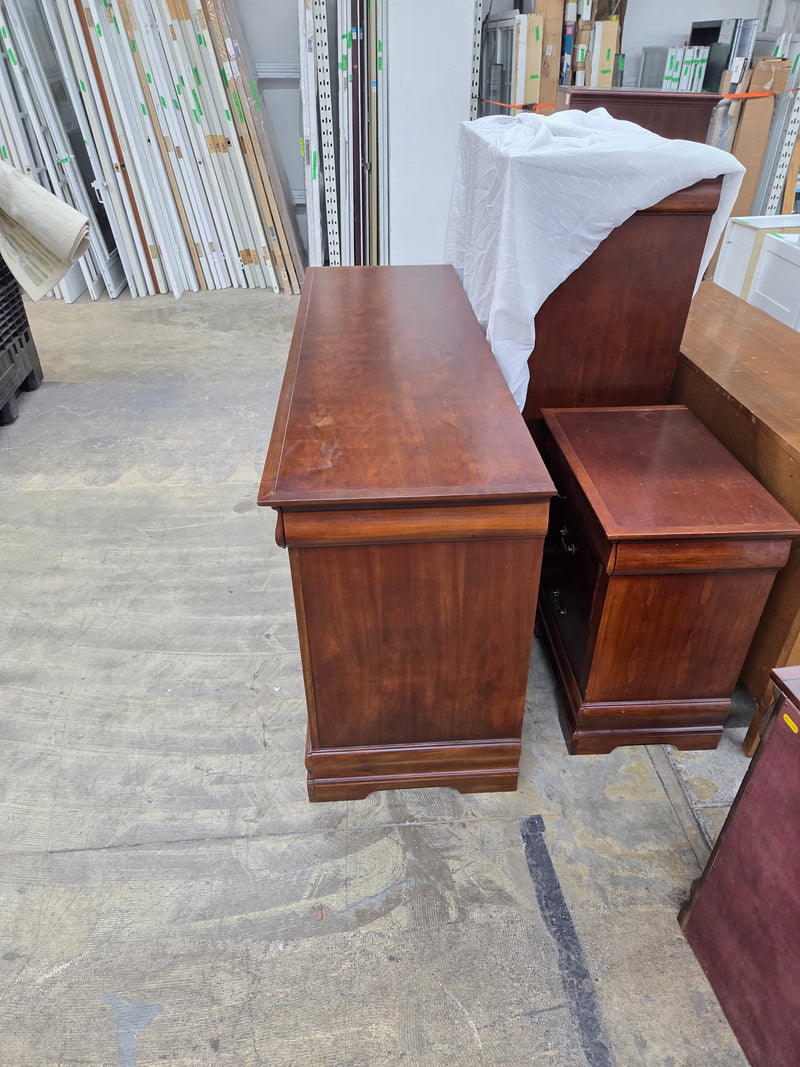 Classic Solid Wood Dresser