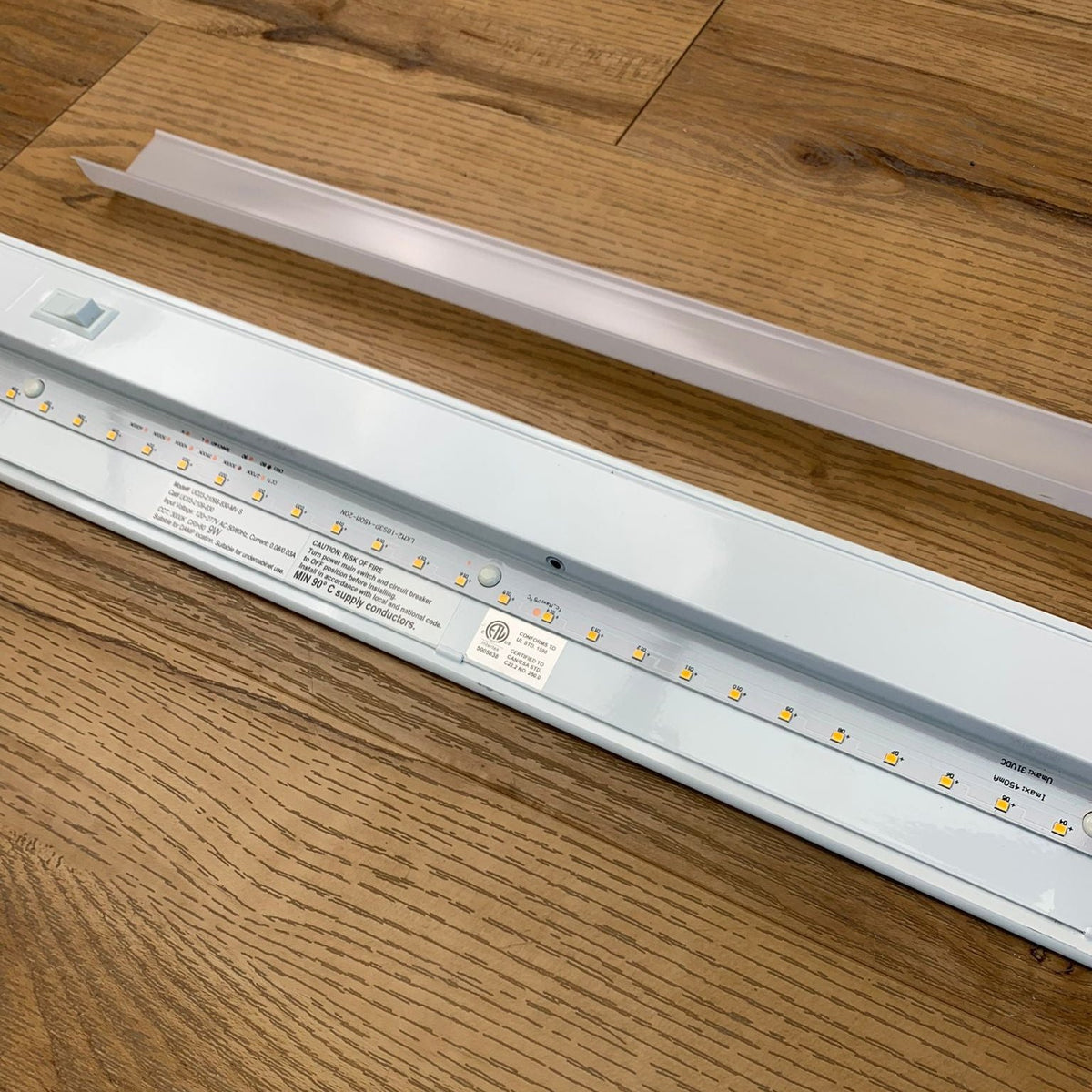 21-inch 9W LED Under Cabinet Fixture Light