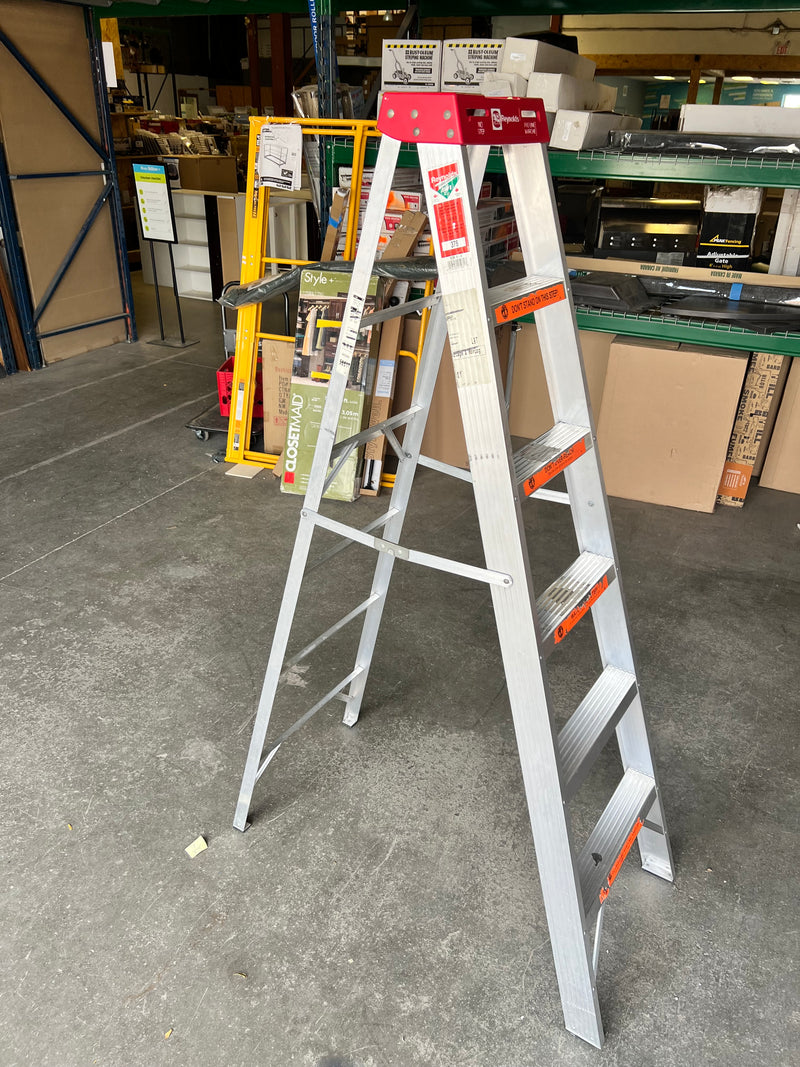6ft Dual Sided Step Ladder