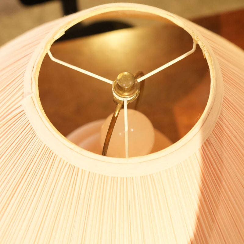 22-inch W Ceramic Table Lamp in White & Pink