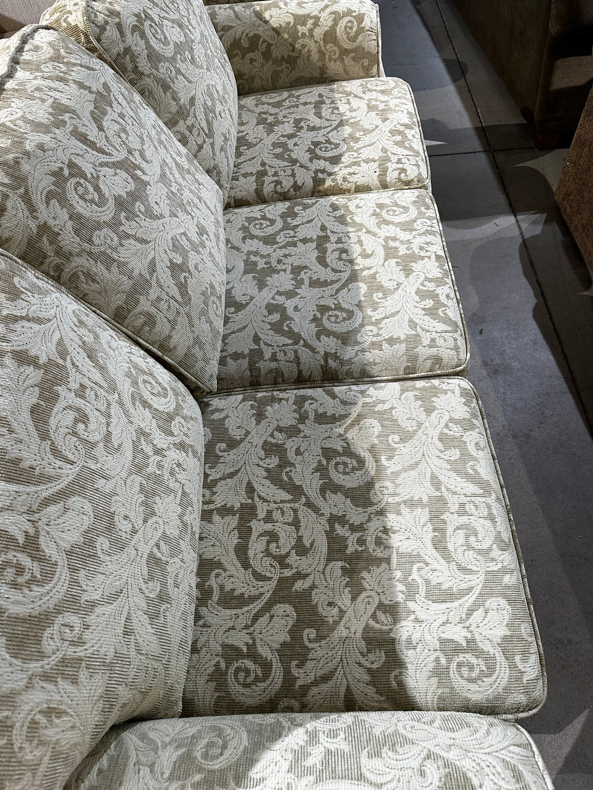 Cream Floral Patterned Sofa
