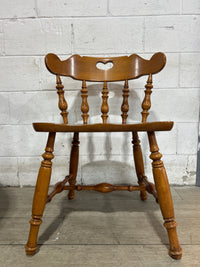 Ditio Dining Set - A Table with Four Chairs