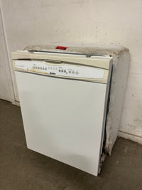 KENMORE White Dishwasher 24"W