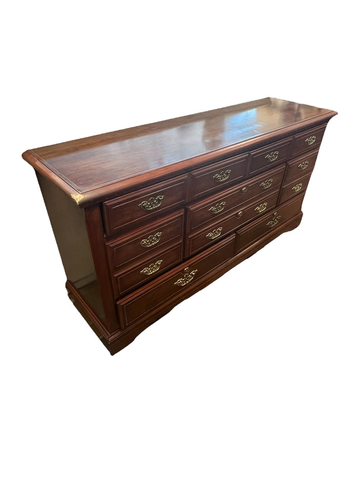 Traditional 7-Drawer Solid Cherry Wood Dresser With Brass Hardware