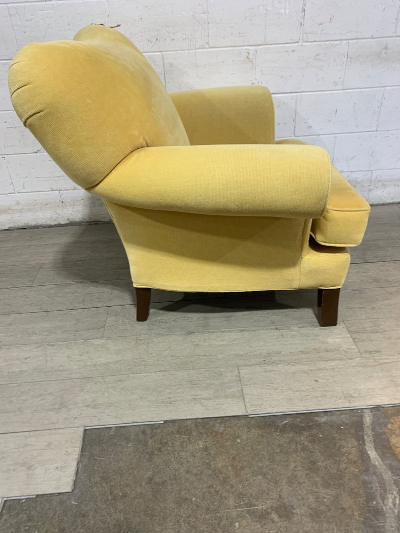 Verona Buttercup Yellow Armchair