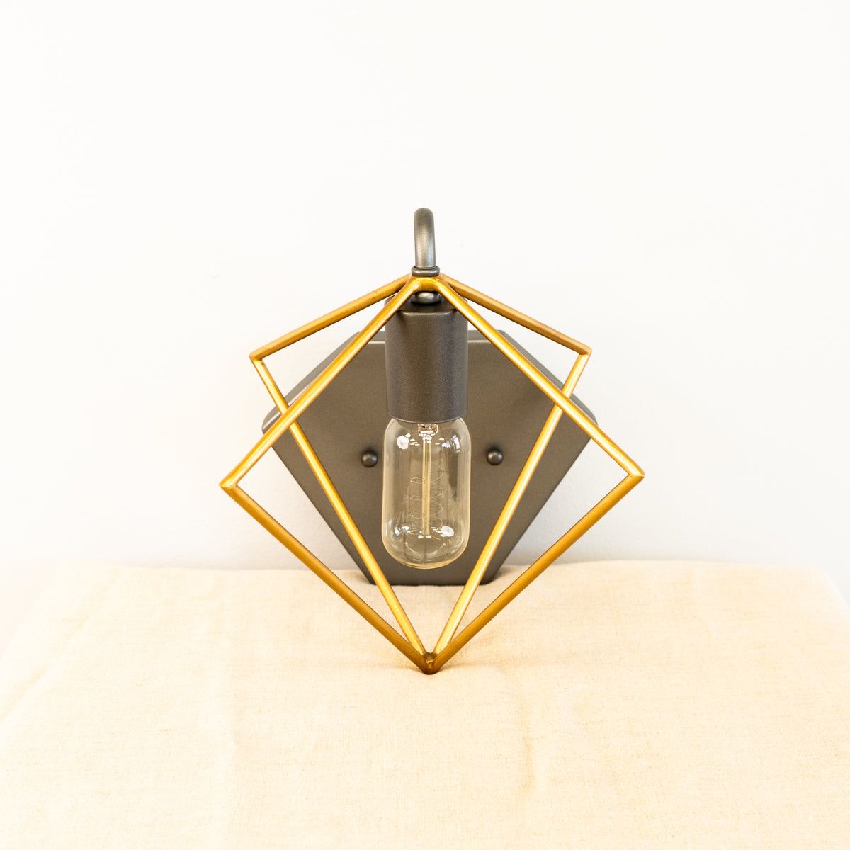 Metropolis 1-Light Antique Vanity Light in Rustic Gold & Bronze