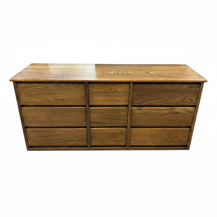 Vintage 9-Drawer Oak Wood Dresser