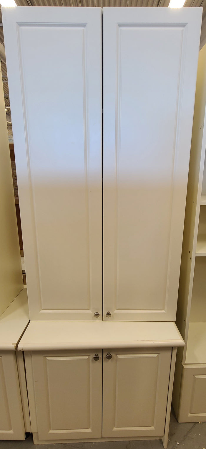 Set of 2 White Kitchen Cabinets