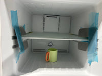 Vissani 24-inch Top Freezer Refrigerator (As is)