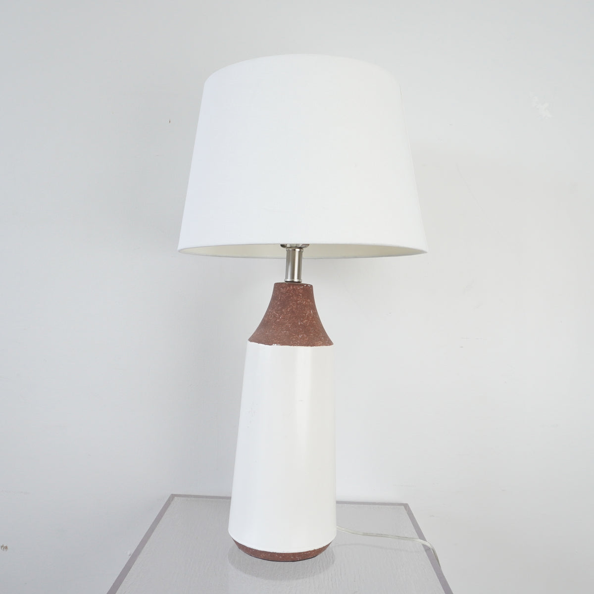 Tristan 28.5-inch H Table Lamp Ceramic Base in White & Red