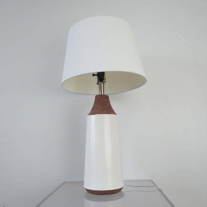 Tristan 28.5-inch H Table Lamp Ceramic Base in White & Red